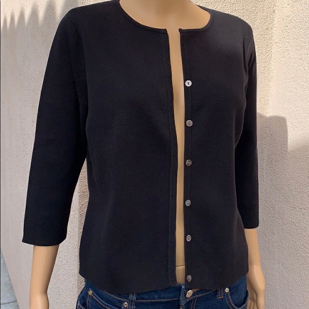 Apostrophe Petite Medium Scoop Neck 3/4 Sleeve 6 Button Front Woman’s Sweater